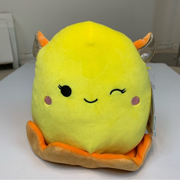 Squishmallow Bijan The dumbo Octopus 8” - Picture 1 of 8